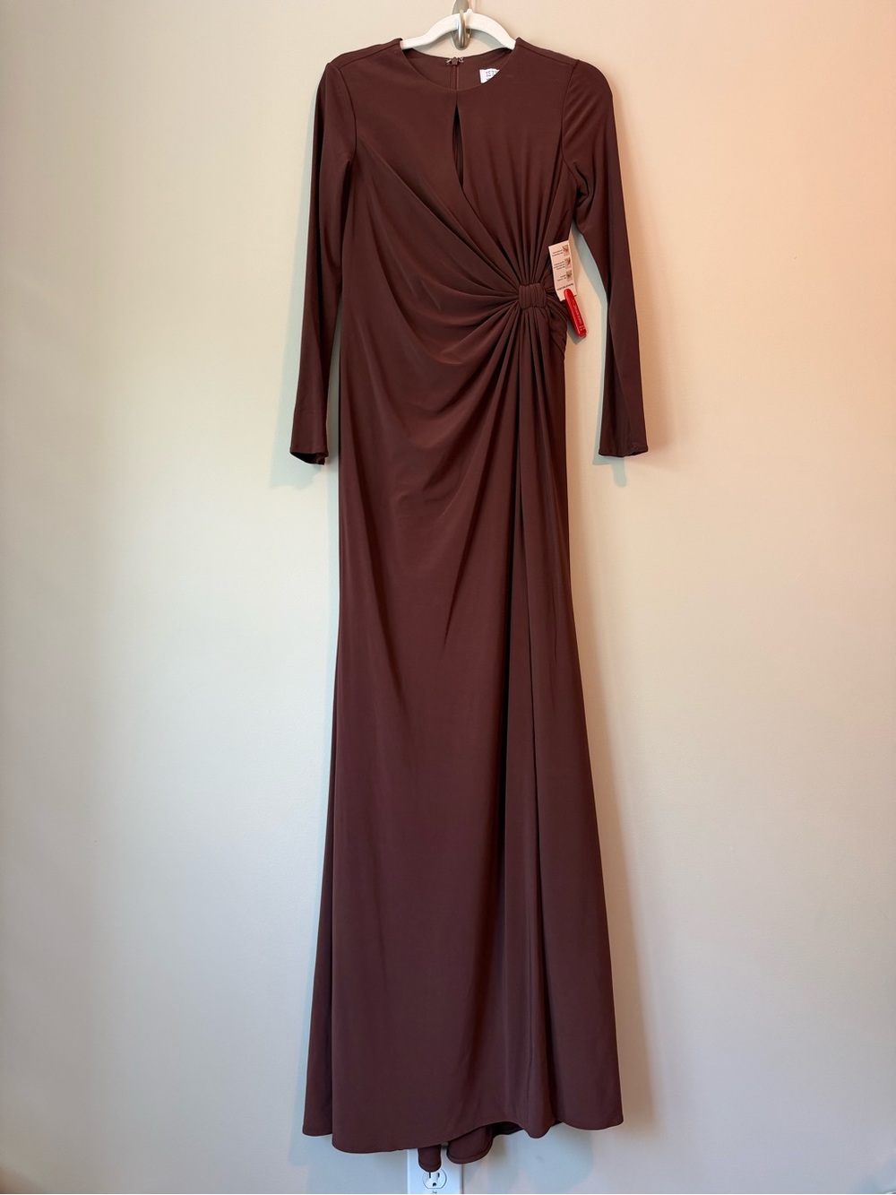IEENA for Mac Duggal 55708 Chocolate Twist Front Long Sleeve Gown Sz 2 NWT